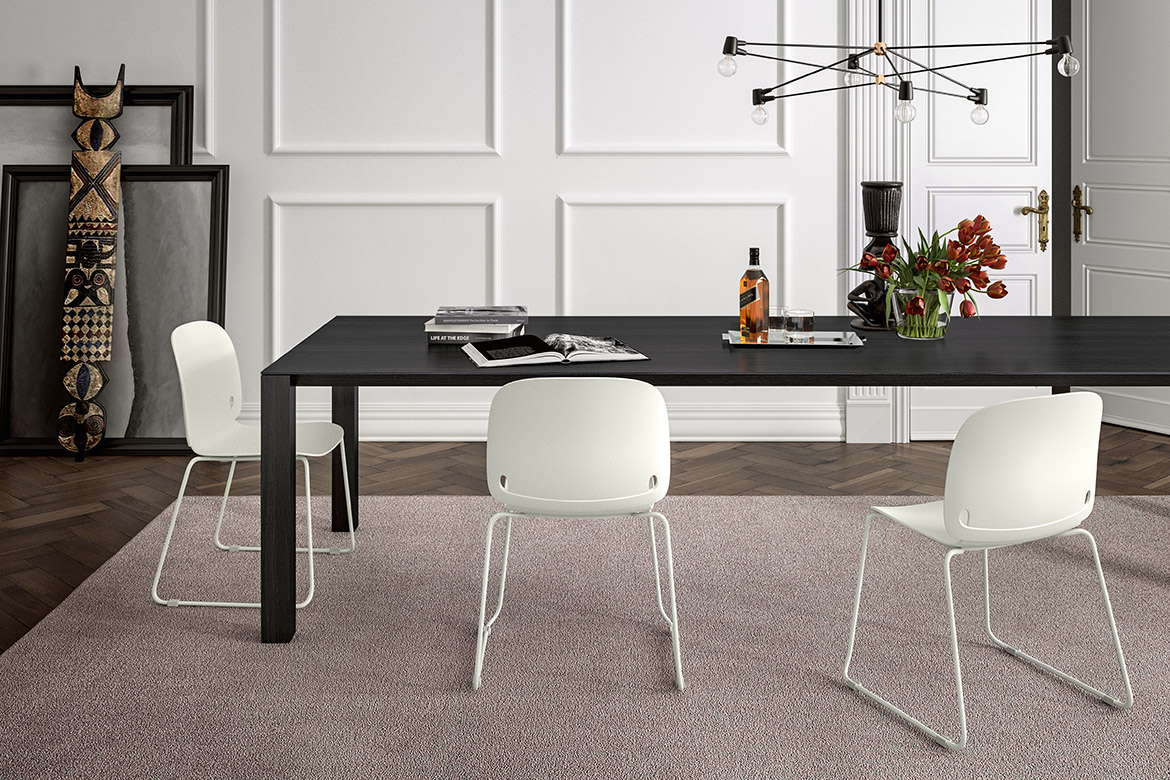 https://casanovaarredo.live/wp-content/uploads/2019/03/Intro-chair-PIANCA_03_BIG_O.jpg