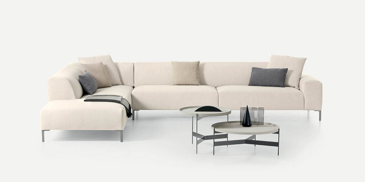 https://casanovaarredo.live/wp-content/uploads/2019/04/Boston-sofa-PIANCA_09_BIG_O.jpg