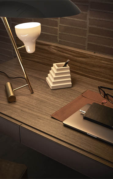 https://casanovaarredo.live/wp-content/uploads/2020/05/PIANCA_Ala-desk_01_Small_V.jpg