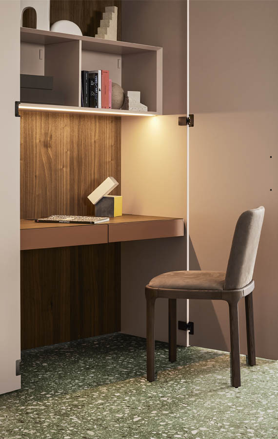 https://casanovaarredo.live/wp-content/uploads/2020/05/PIANCA_Ala-desk_02_Big_V.jpg