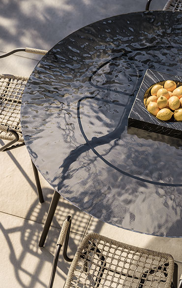 https://casanovaarredo.live/wp-content/uploads/2024/05/EOLO_tavolo_outdoor_01_SMALL_V.jpg
